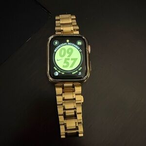 Apple Watch Series 4